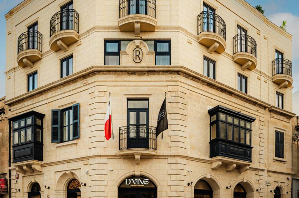Royale Sainte Helene Boutique Hotel 2