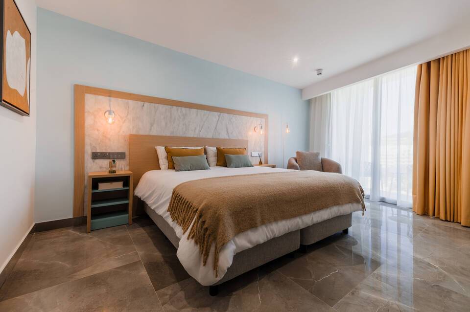 Reef Hotel & Spa 1