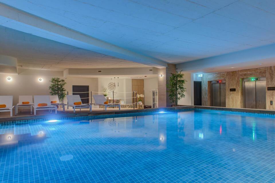 Noru Hotel 5