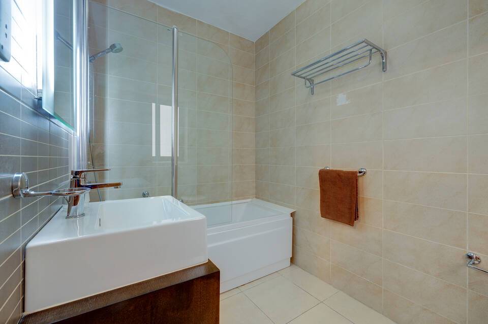 Sliema Tigne Suites 4
