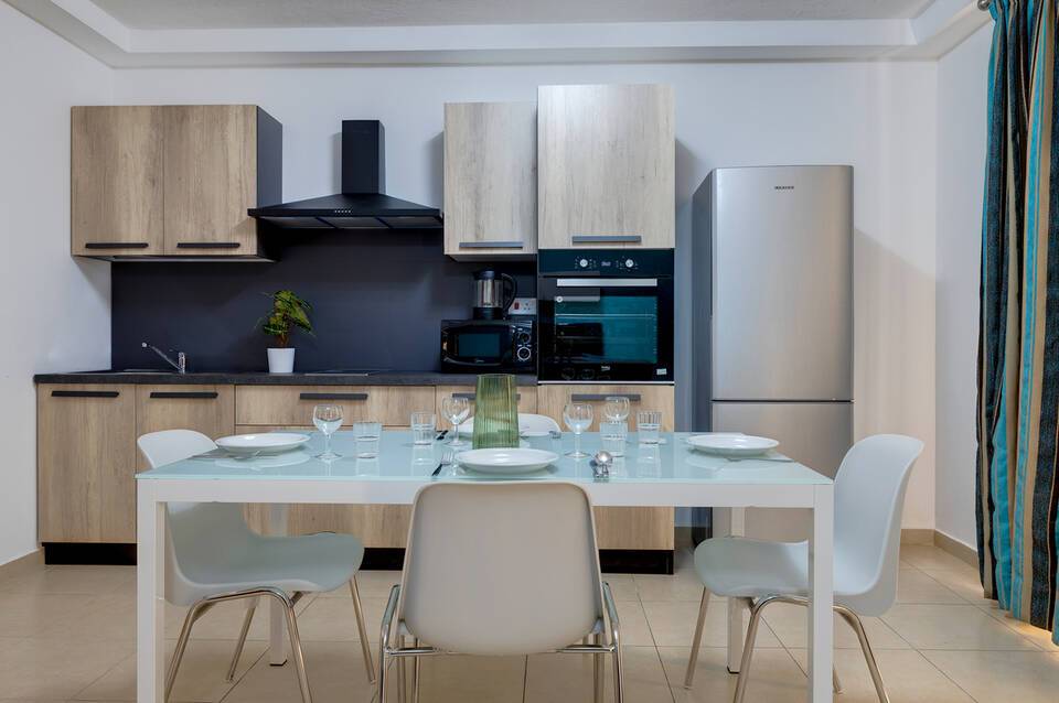 Sliema Tigne Suites 5