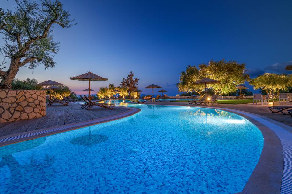 Elegance Luxury Executive Suites 2