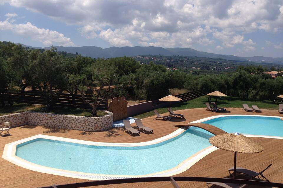 Elegance Luxury Executive Suites 3