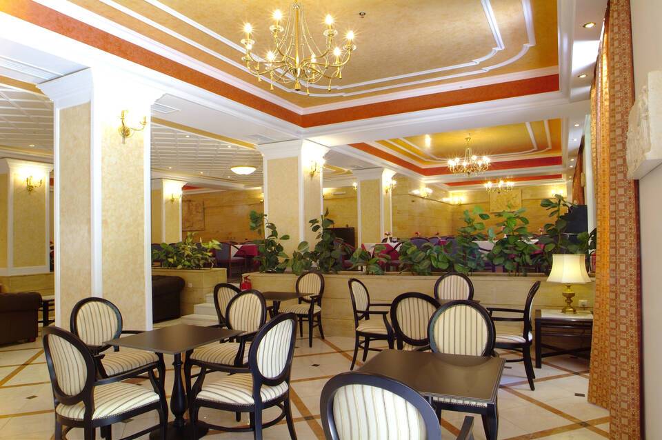 Achillion Palace 4