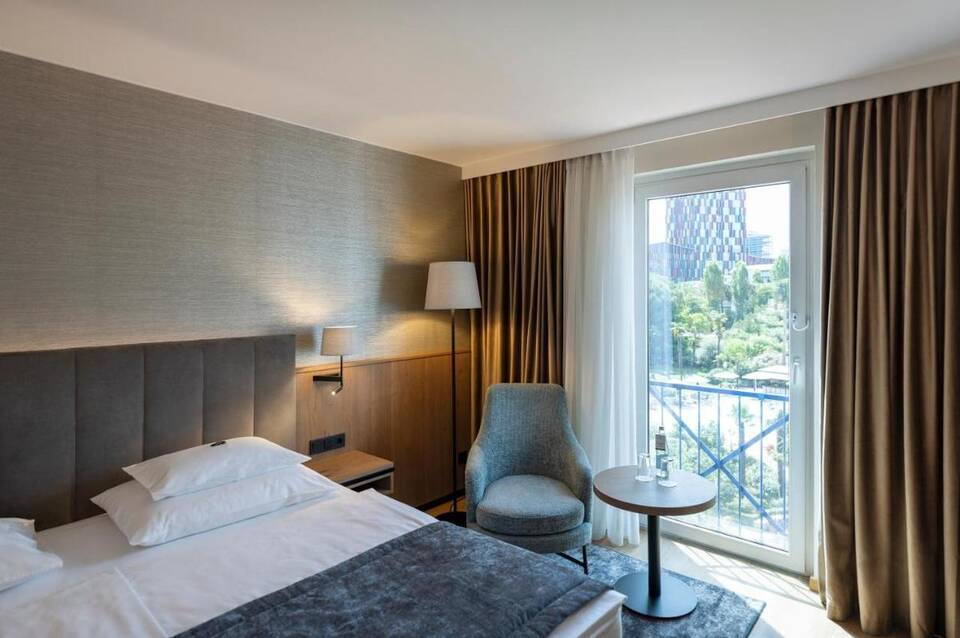 Rogner Hotel Tirana 4