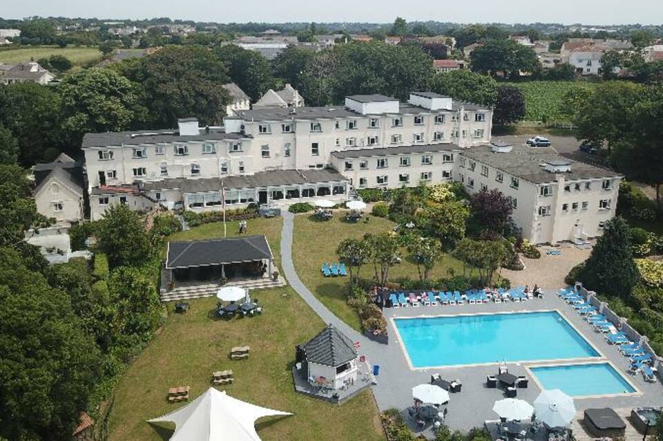 Westhill Country Hotel 1