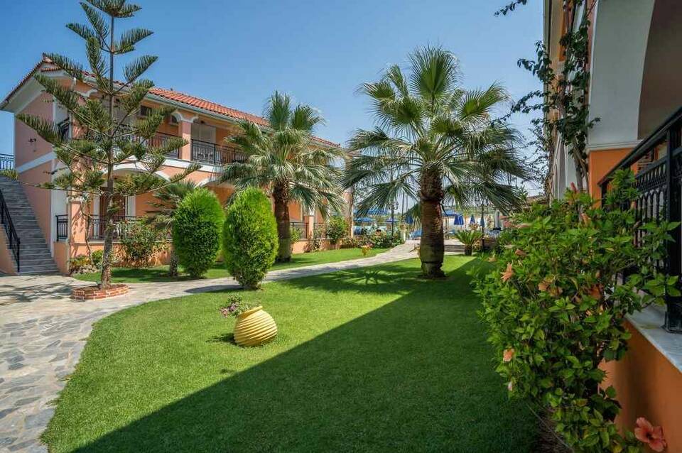 Dream Hotel 2
