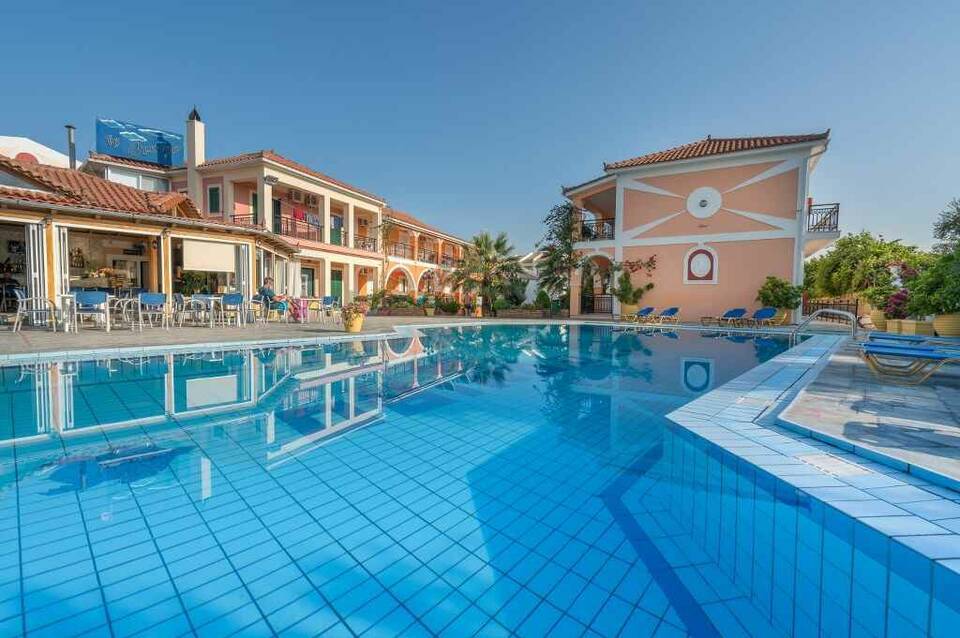 Dream Hotel 5