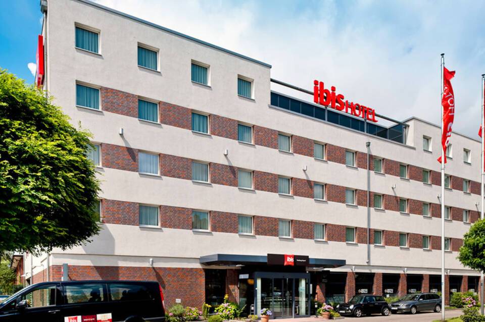 B&B HOTEL Hamburg-Airport 3