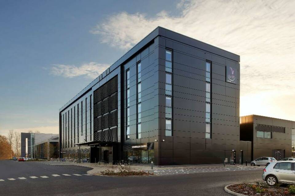 Village Hotel Edinburgh 2
