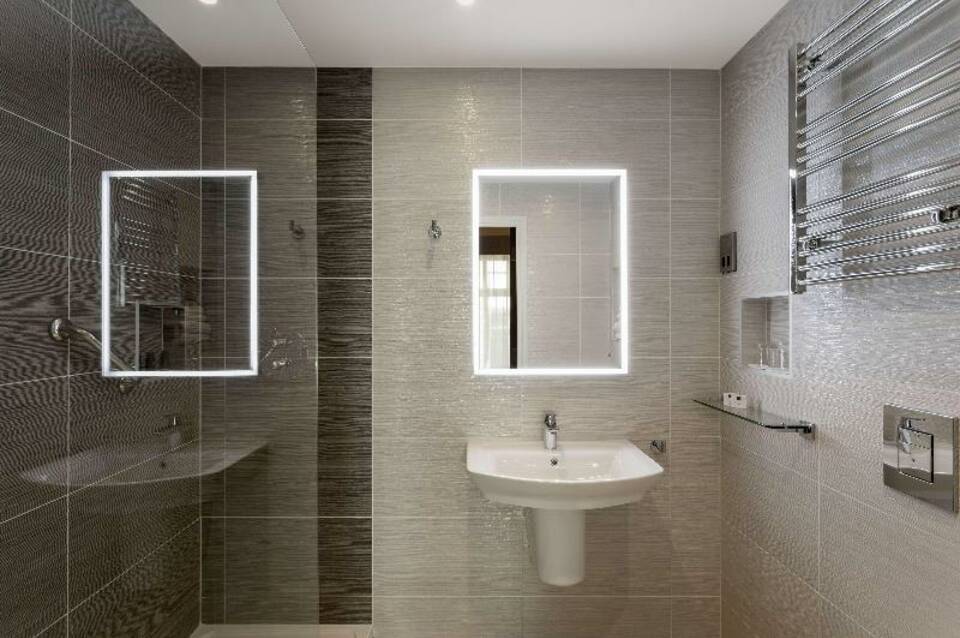 The Fleet Street Hotel 4