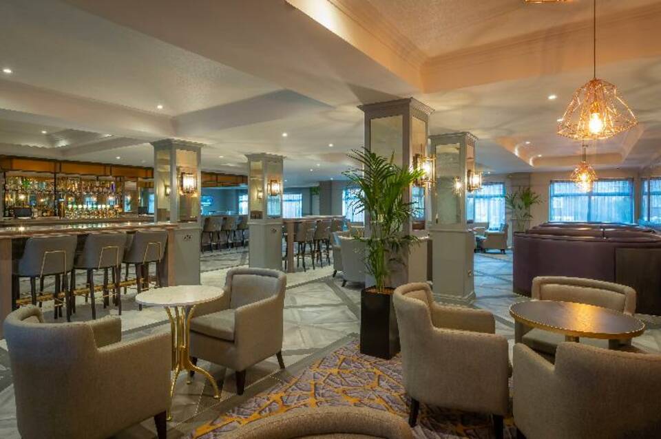 Maldron Hotel Newlands Cross  2