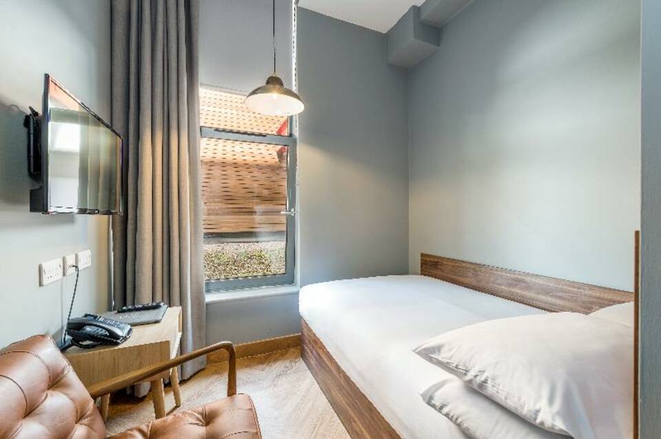 KM Apartments 5