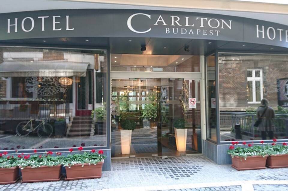 Carlton Hotel Buda Castle 3