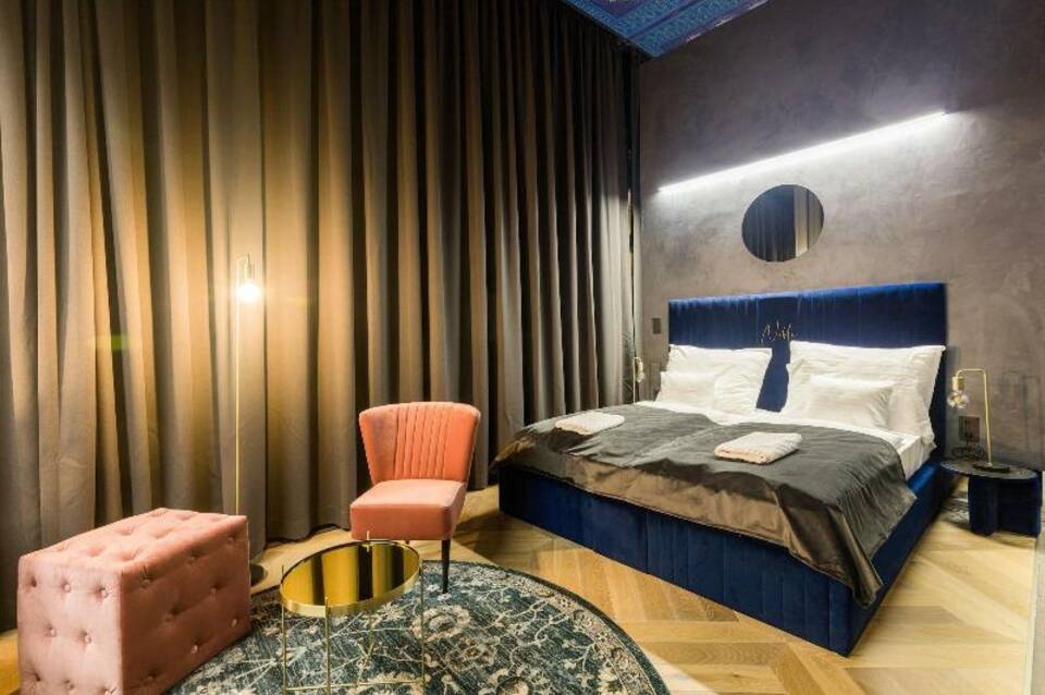 Noble Boutique Hotel - Adults Only 5