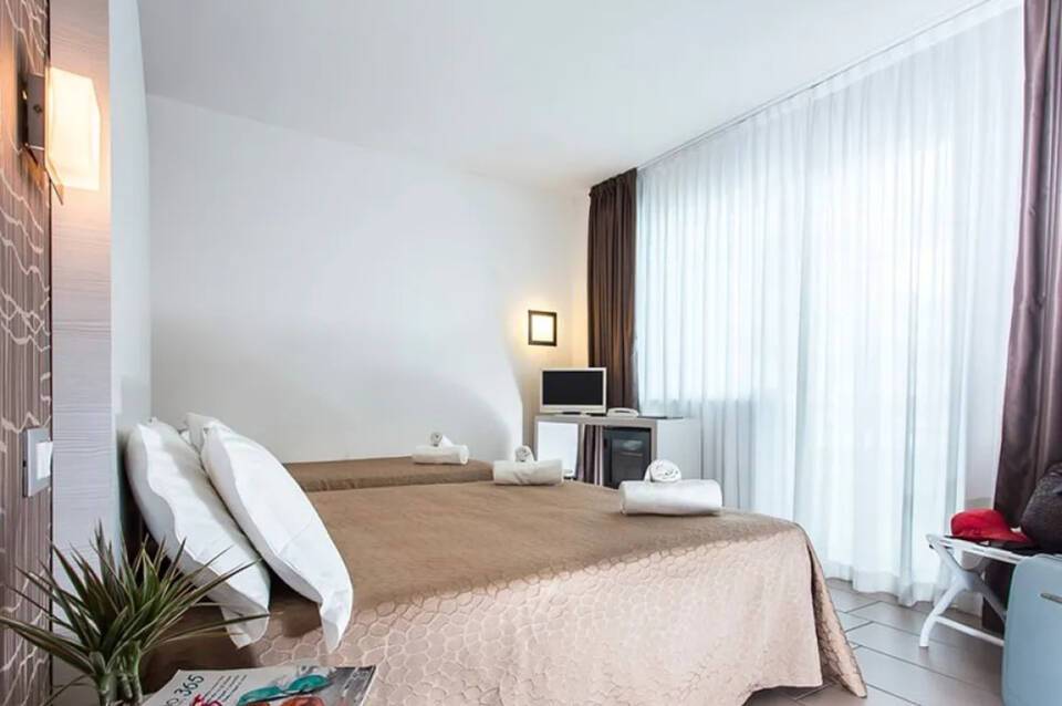 Color Mokambo Shore Design Hotel 4