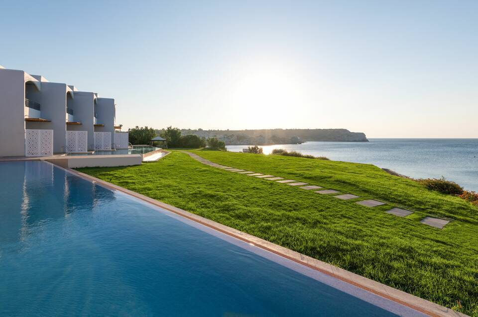 Paralos Rodos Lifestyle 1
