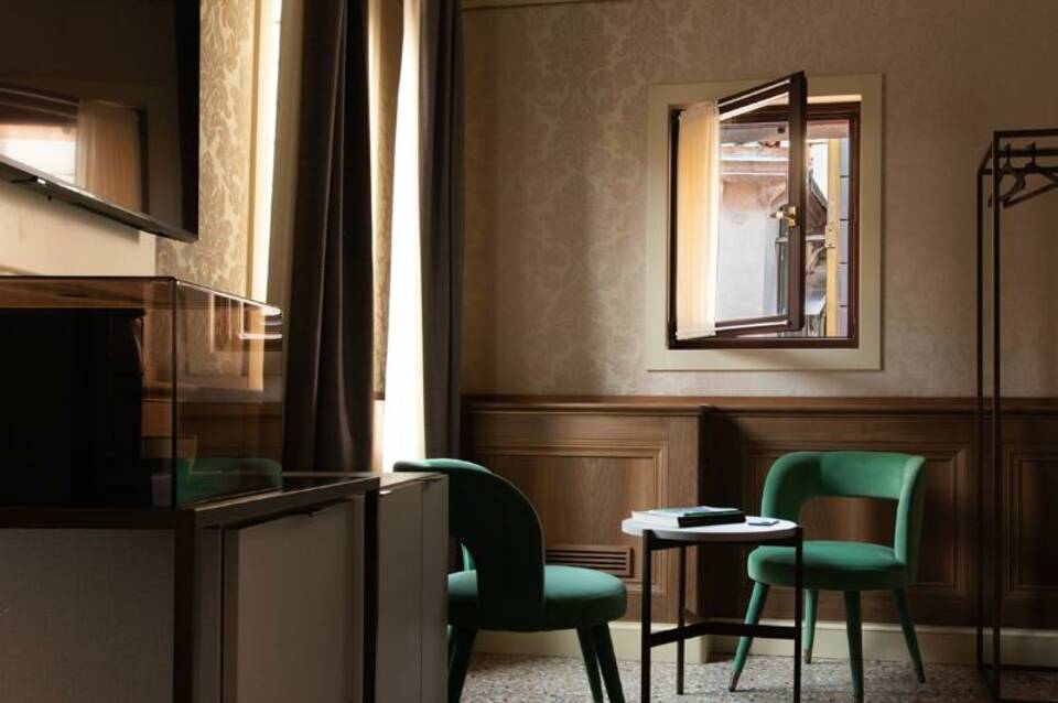 Eight Venezia 5
