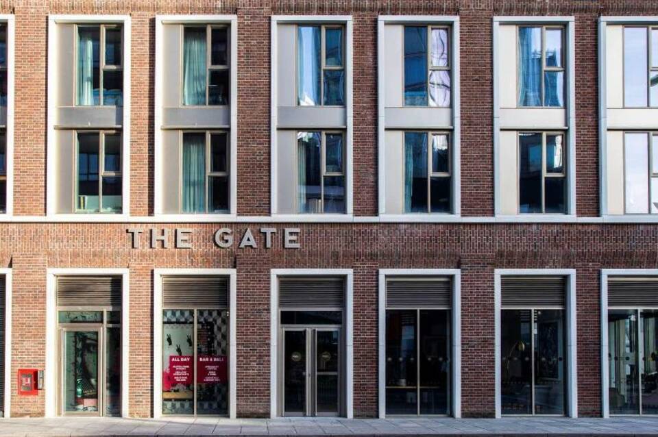 The Gate London City 5
