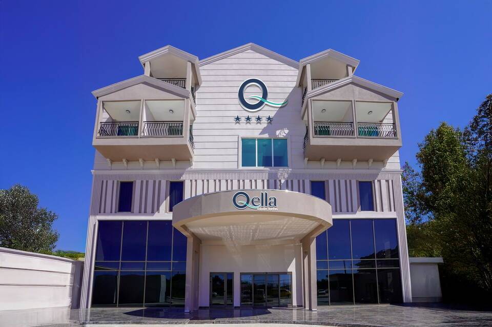 Q Ella Beach Hotel 1