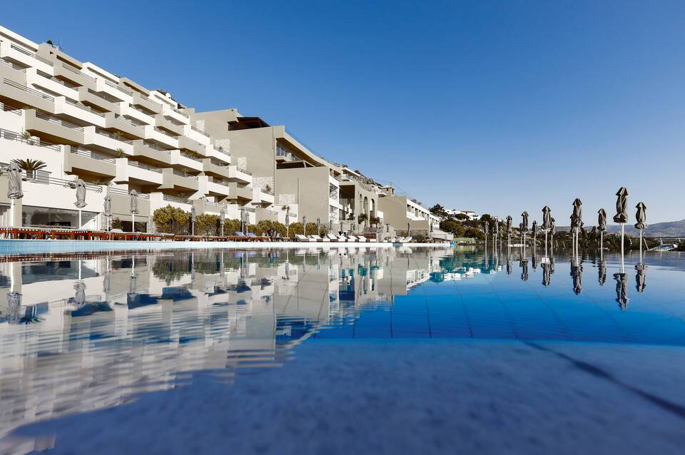 Blue Marine Resort & Spa Hotel 1