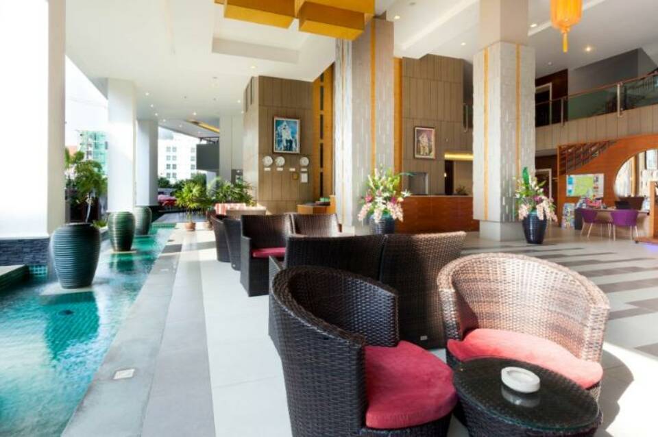 Andakira Hotel Patong 4
