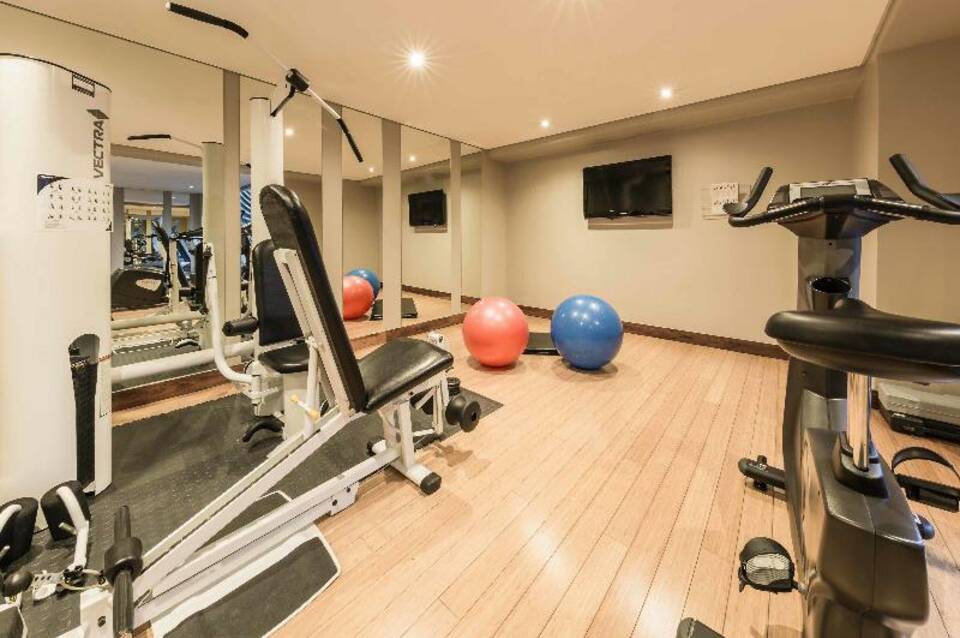 Holiday Inn Johannesburg-Rosebank 2