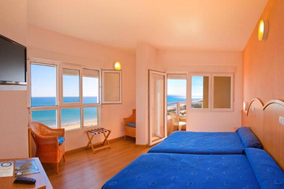 Hotel Playas de Guardamar 4