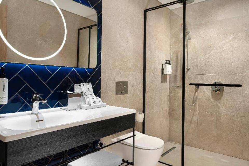 Crowne Plaza Istanbul - Ortakoy Bosphorus 1