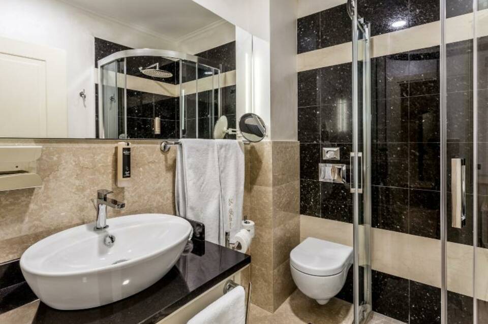 Old Town Boutique Hotel 4