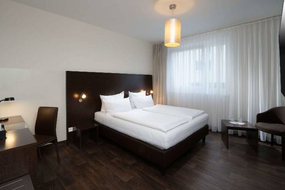 Premier Inn Berlin City Spittelmarkt Hotel 5