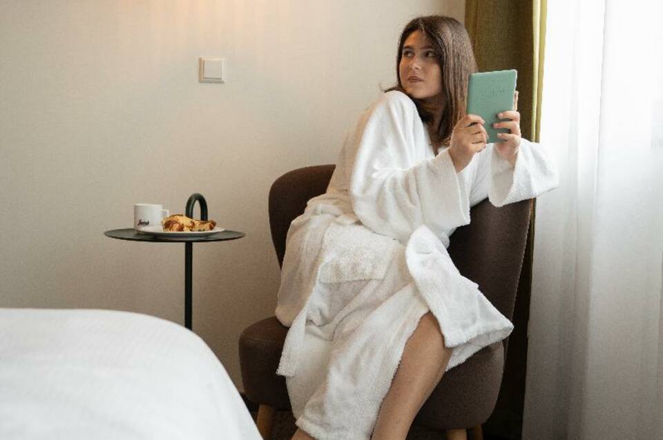 The Weekend Hotel 3