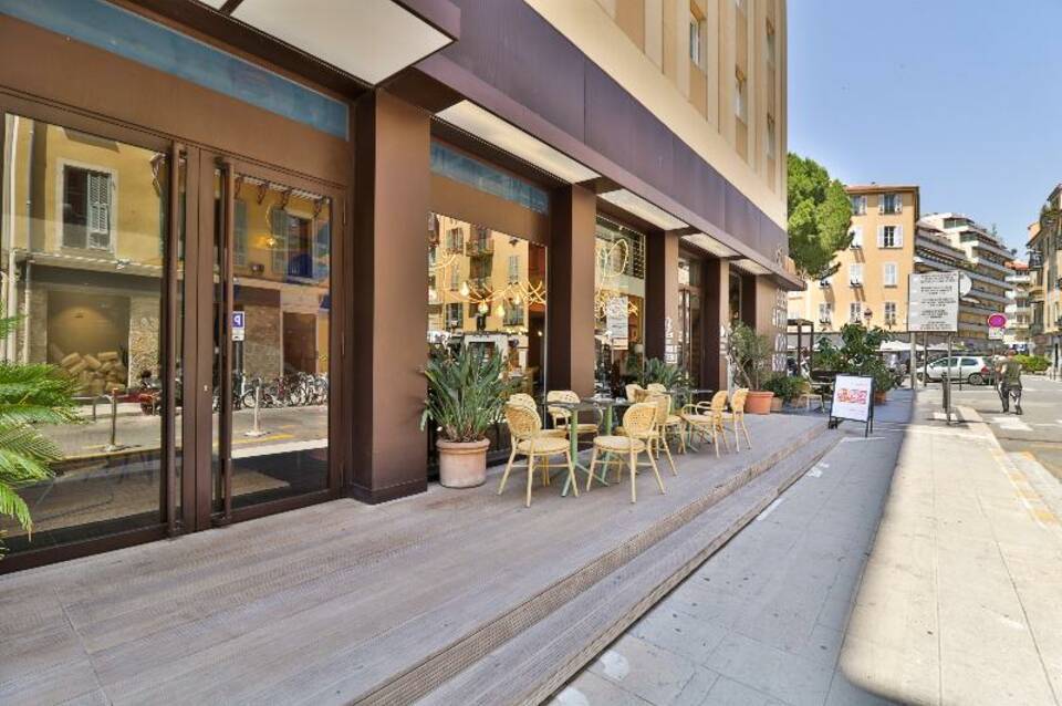 Hotel du Pin Nice 1