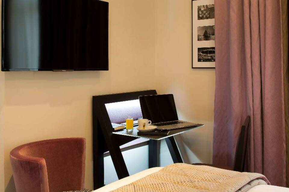 Hotel Le Mondial, BW Premier Collection 3