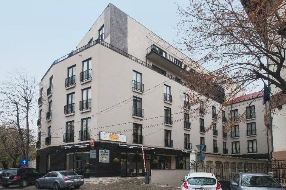 Hemingway Residence Apartments 1