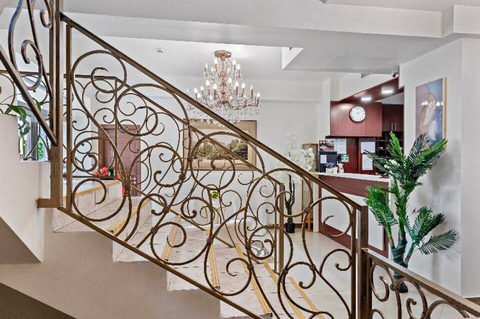 Lina Hotel 5