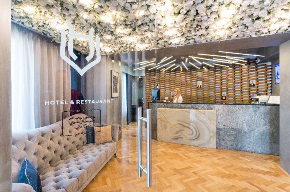 Venis Boutique Residence 2