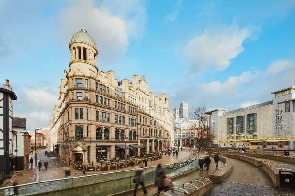Roomzzz Manchester Victoria 2