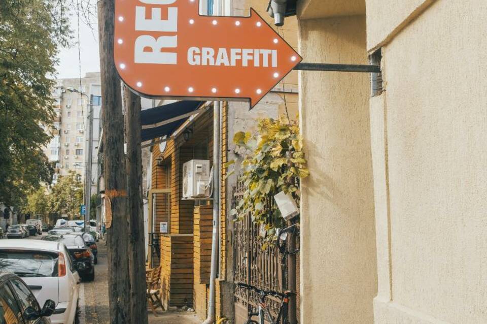 Hotel Graffiti 2