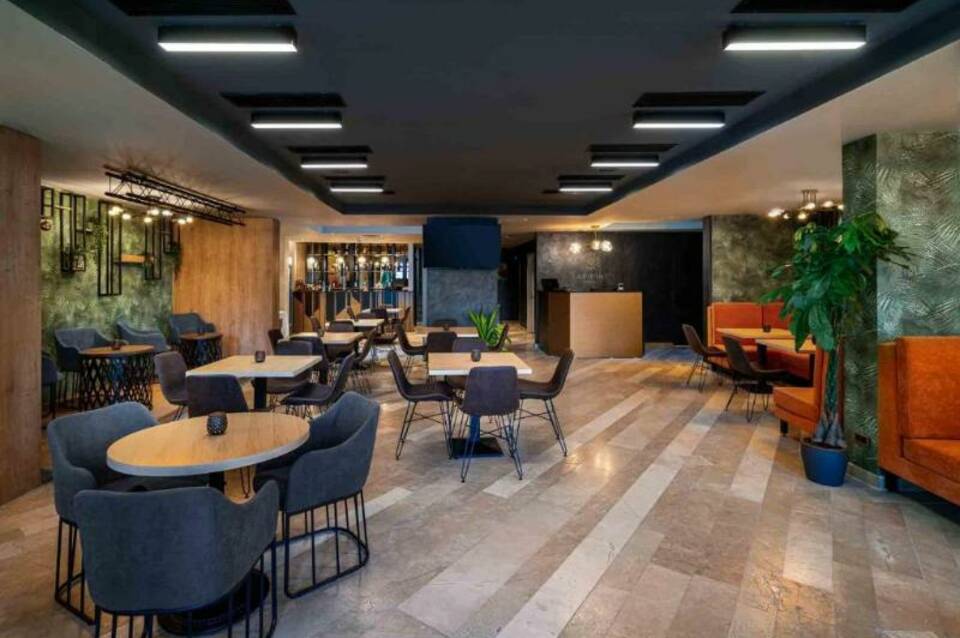Labirint Hotel 1