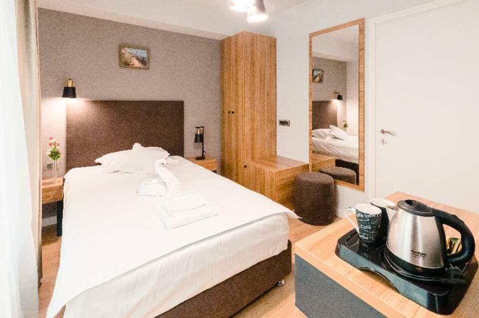Labirint Hotel 2