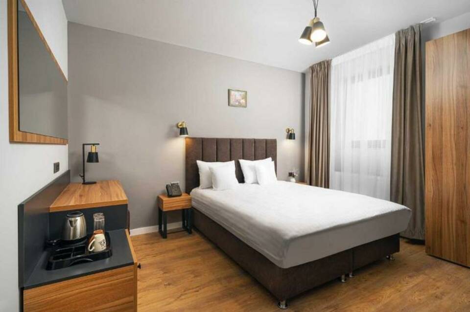 Labirint Hotel 4
