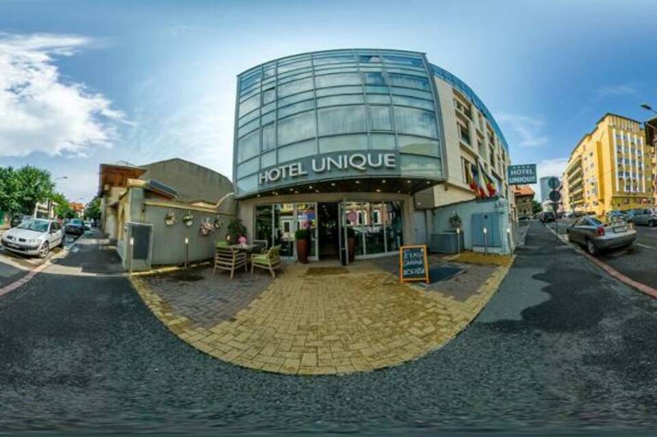 Hotel Unique 1