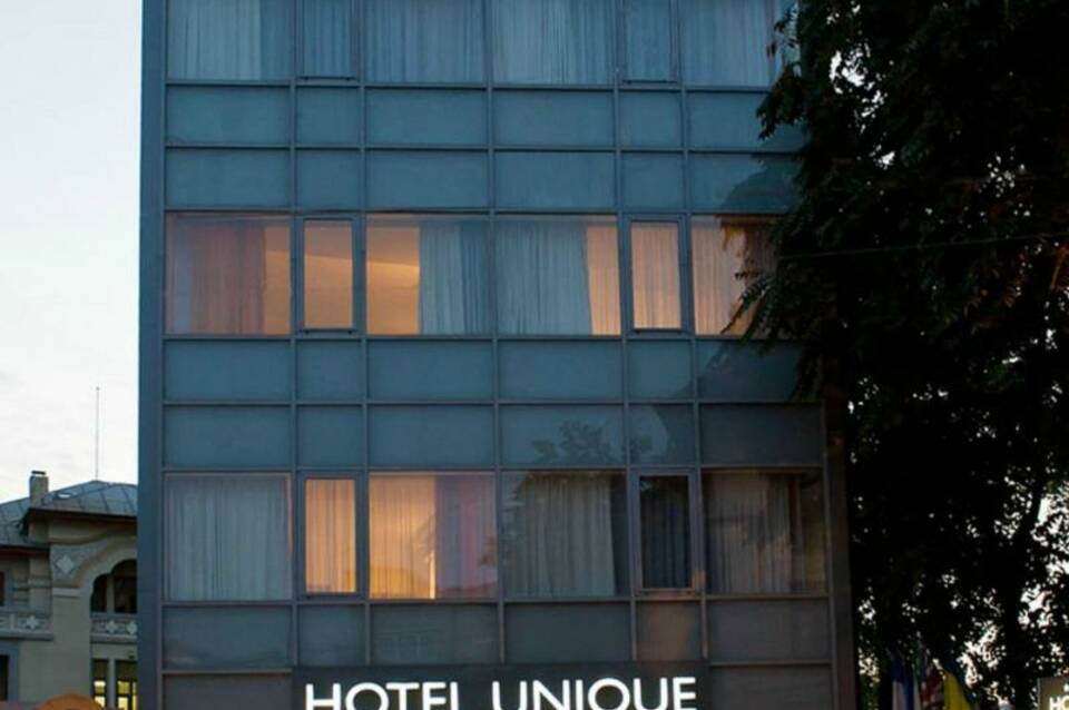 Hotel Unique 3