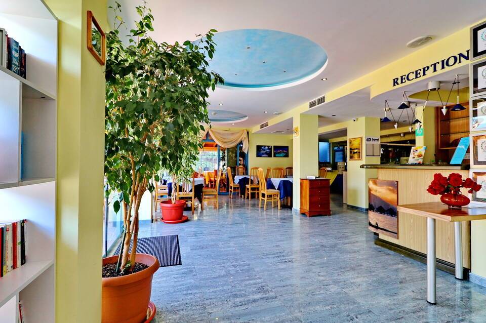 Bora Bora Hotel 3
