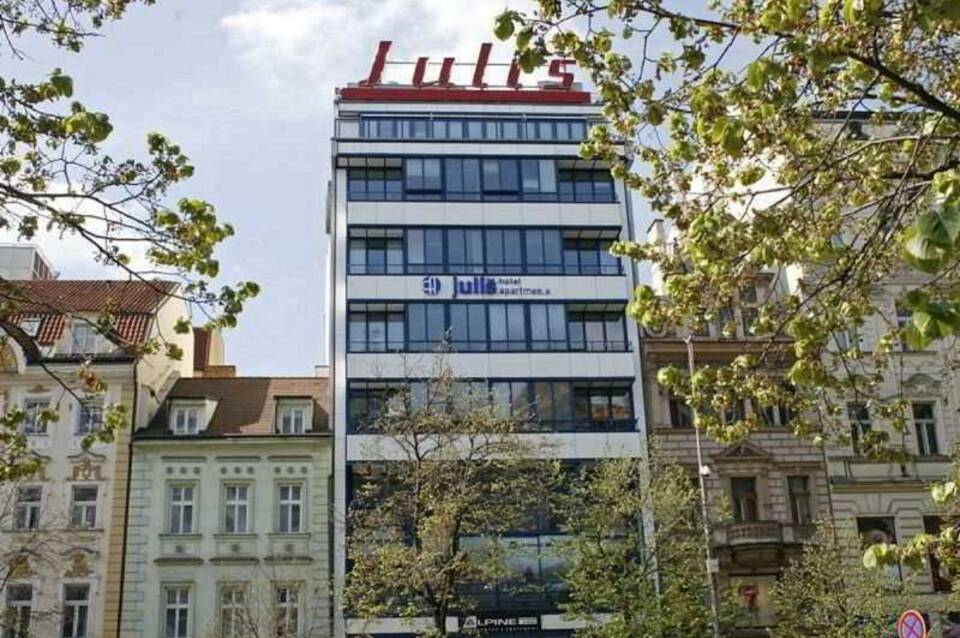 EA Hotel Juliš 4