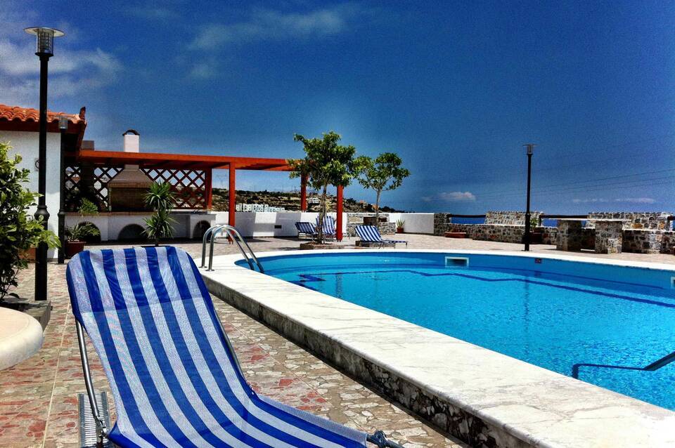 Filoxenia Villas 4
