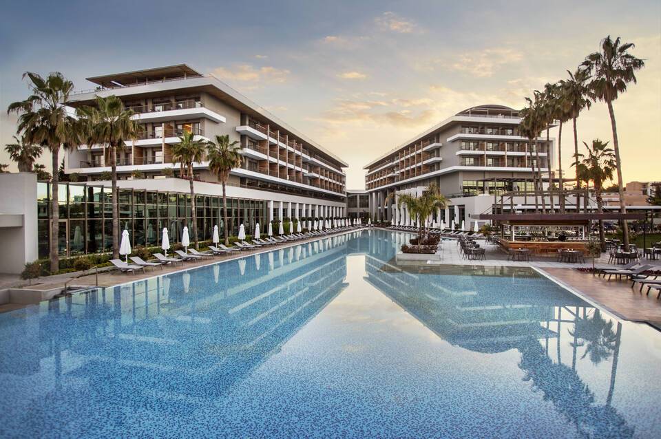 Acanthus Cennet Barut Collection 1