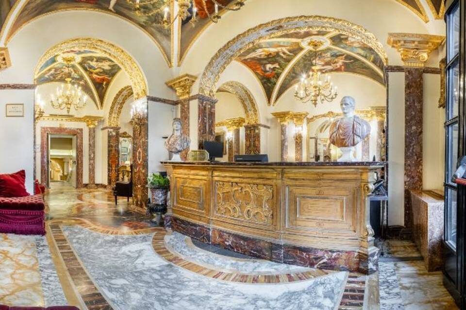 Hotel Des Epoques 2