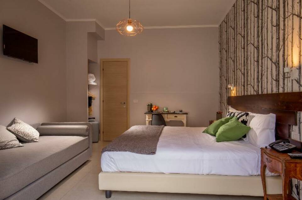 Urban Garden Hotel 5